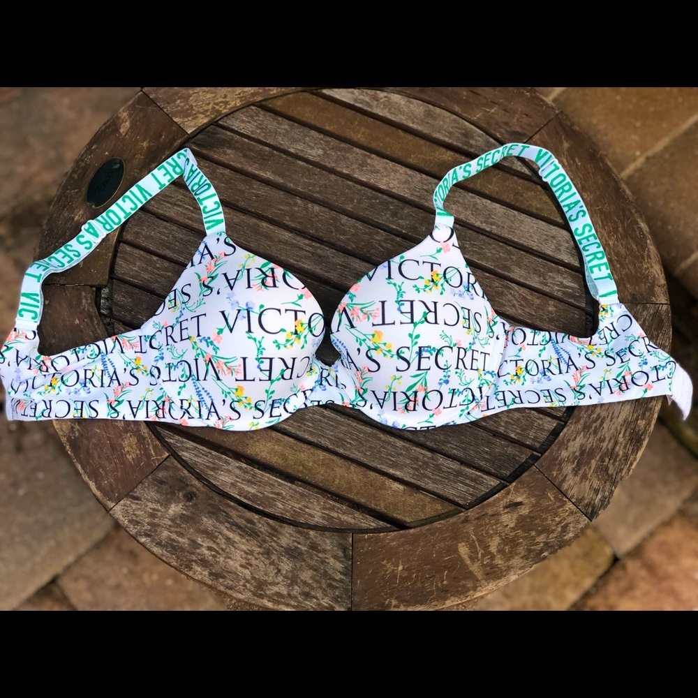 Victoria’s Secret bra